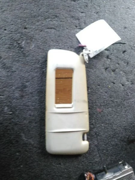 Driver Sun Visor Sedan Canada Market Vinyl Fits 06-11 BMW 323i 93103 Foto 2 de 4