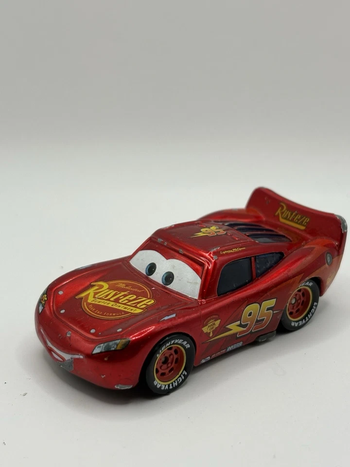 Б/У Disney Pixar Cars 2 DK Эксклюзивный Металлик Гудзон Шершень Молния Маккуин  - Изображение 2 из 4