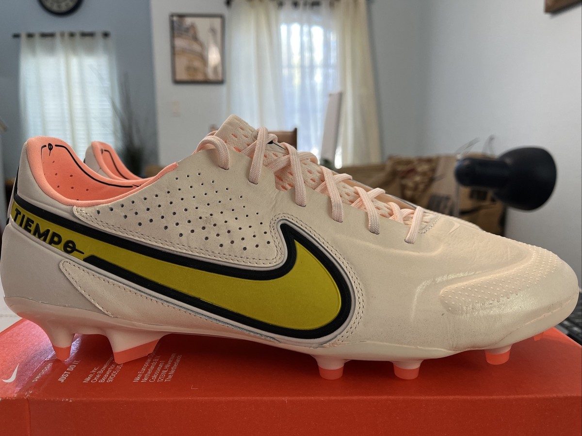 Nike Tiempo Legend 9 Elite FG 蛍光イエロー Nike Tiempo Legend 9 Elite FG “Guava Ice Yellow Strike