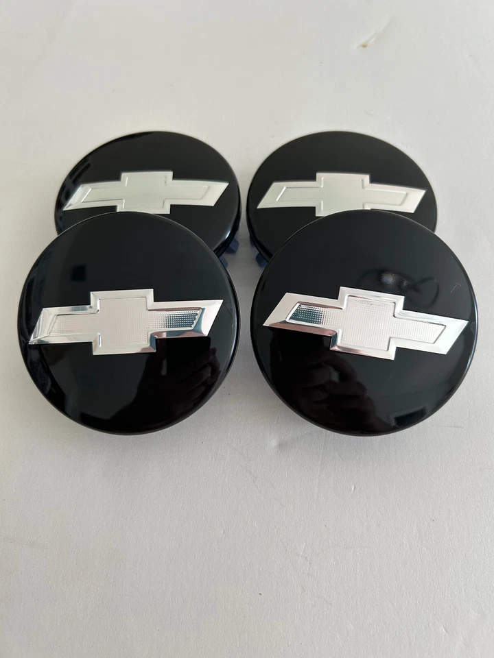 Tapa central de rueda Chevy negra 4 piezas emblema cromado para Chevrolet Silverado Tahoe 14+ Foto 2 de 3