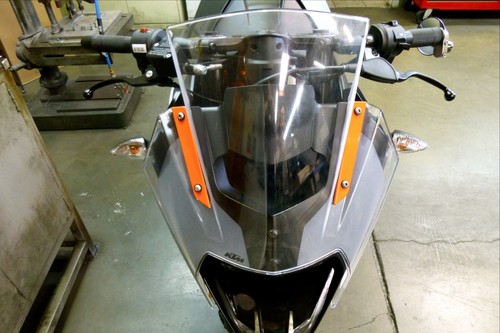KTM RC390 BILLET ALUMINUM MIRROR BLOCK OFF ELIMINATOR KIT ORANGE - Foto 2 di 9