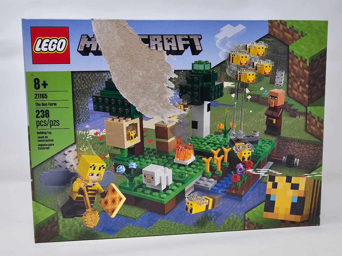 Lego 21165 Minecraft: The Bee Farm New & Sealed in Damaged Box