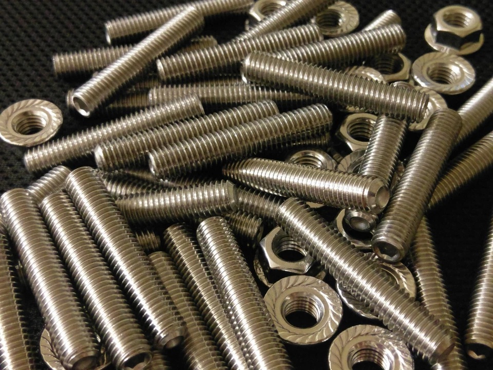 VW Golf VR6 Exhaust manifold stainless steel studs & copper exhaust nut kit - Image 4 of 4