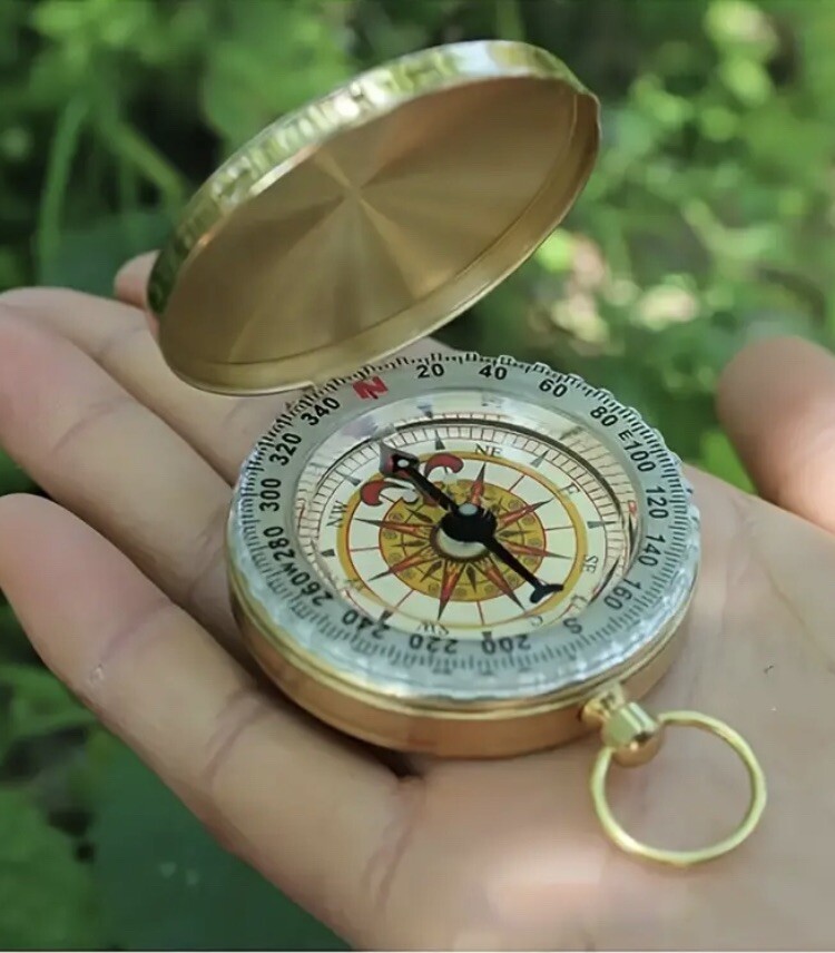 Vintage Brass Noctilucent Pocket Compass Hiking Camping Watch Retro. New!