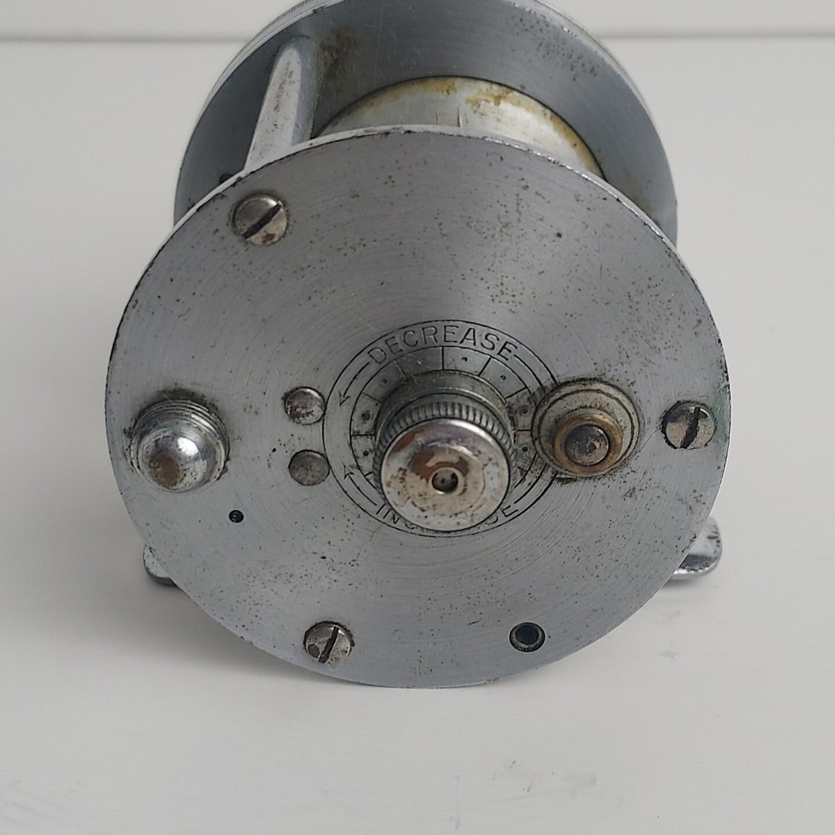 Vintage Bronson Lashless Model No. 1700 Fishing Reel Made in Vintage Bronson Lashless Model No. 1700 Fishing Reel Made in