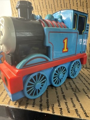 2002 Learning Curve Thomas the Tank Engine Take-N-Play Carrying Case 1 Train