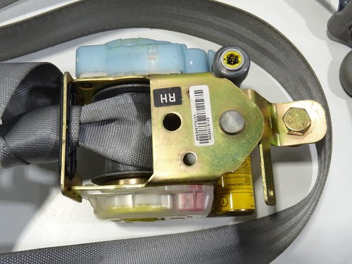 CEINTURE DE SECURITE AVANT DROIT Kia Carnival 2 (FIB/FLD) - Photo 5/7