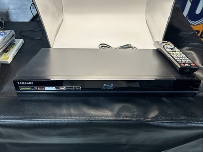 Samsung BD-P1600 Blu-ray Disc Player HDMI USB BD-Live w/ Original Remote