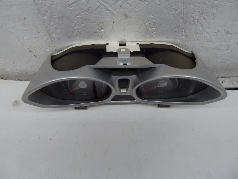 2011 FORD FIESTA ZETEC MK7 1.25L SNJB SPEEDOMETER SPEEDO CLOCKS 8A6T10849F1 - Image 2 of 4