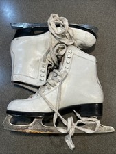 Vintage Girl s CCM Competitor Finesse Figure Skates White Leather Size 8