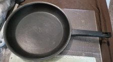 Vintage Mirro Enterprise 10” Light Weight Skillet Pan 54221-1330 Manitowoc WI.