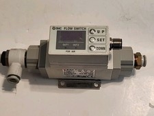 SMC PF2A711-03-27-M Digital Water Flow Switch / 10-100L/Min. Flow Free Shipping