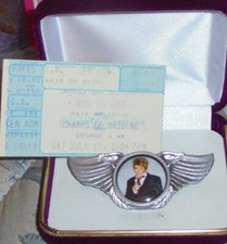 Rod Stewart Live Concert Jacket Hat Badge Pin Youtube Faces Maggie Hot Legs May