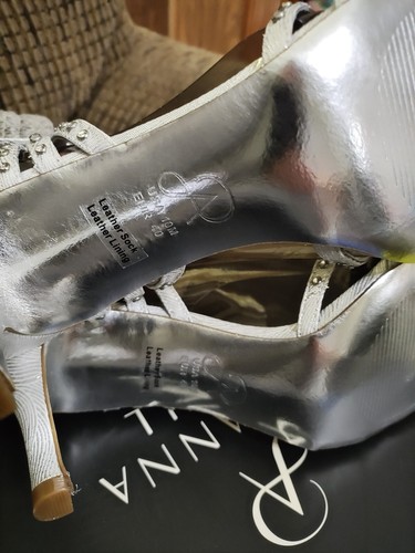 Adrianna Papell Silver Rhinestone Strappy Heels 10M Vonia Wedding Prom Shoes - Picture 7 of 12