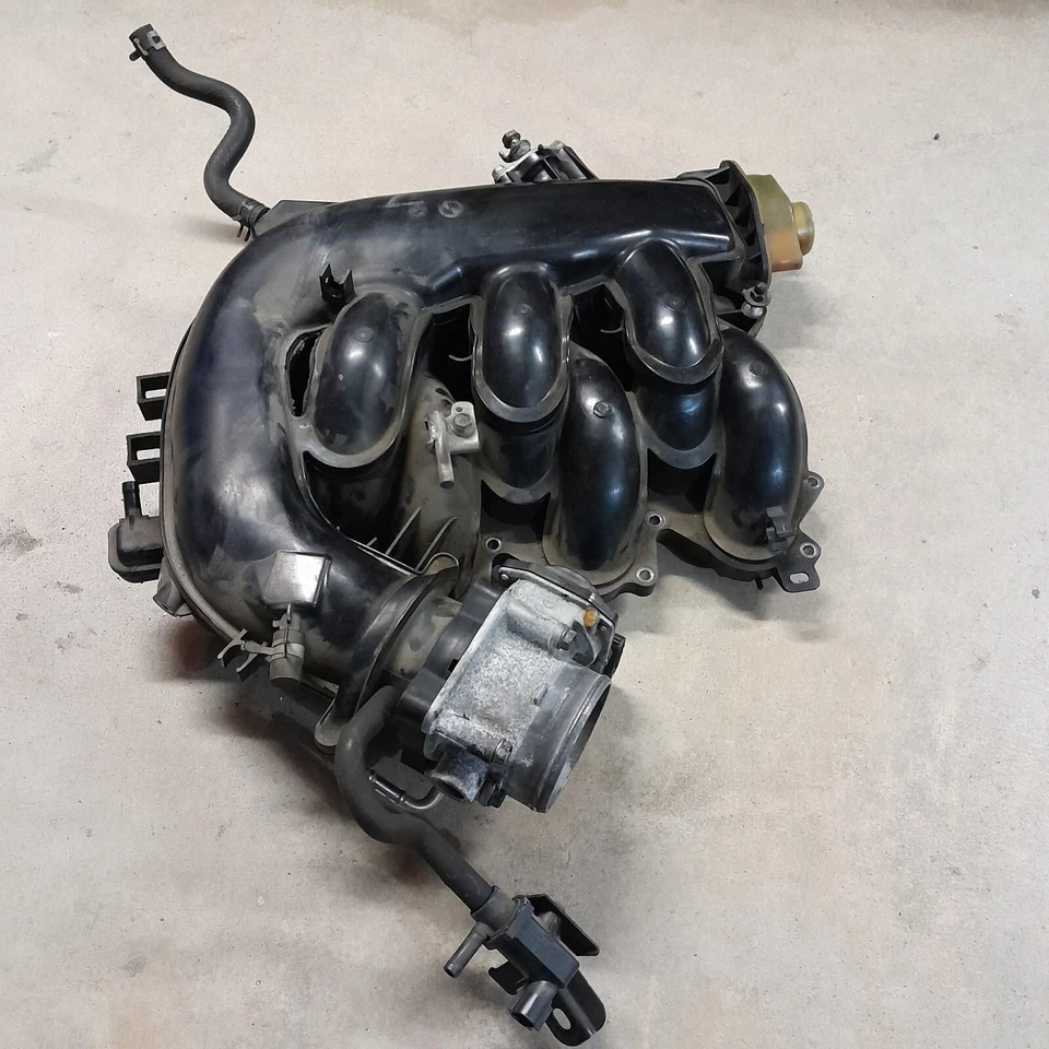 2006 LEXUS GS300 GS 300 UPPER Intake Manifold w Throttle Body 06 OEM - Image 2 of 4
