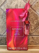 Simple Pleasures Peppermint Kiss Scented Bath Salts 2.82 oz