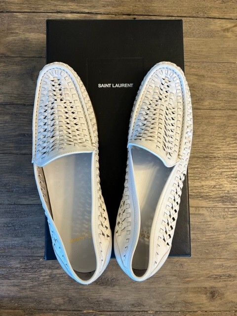 NUOVO mocassino Saint Laurent Paris Swann 25 in vitello di argilla bianco taglia 42 M
