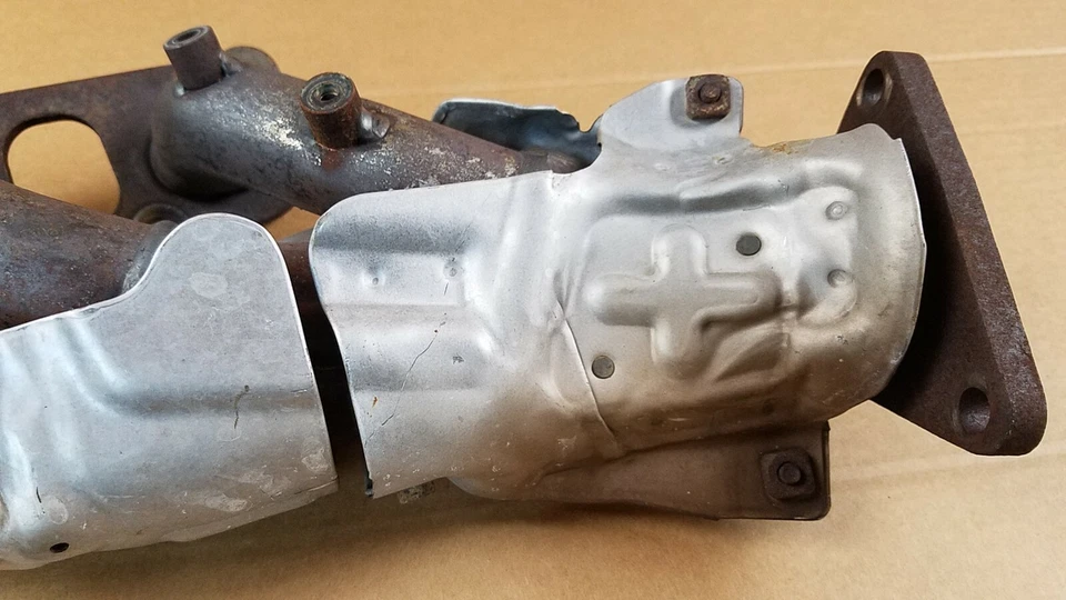 ⭐⭐ 原始设备制造商 INFINITI Q50 Q60 Q70 尼桑 370Z 前左侧出口机头 — 第 3/4 张图片