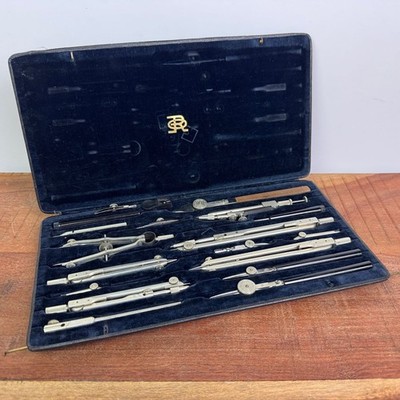 E.O. Richter & Co. Kopernikus XI Präzisions-Zirkelkasten Reißzeug Vintage Etui