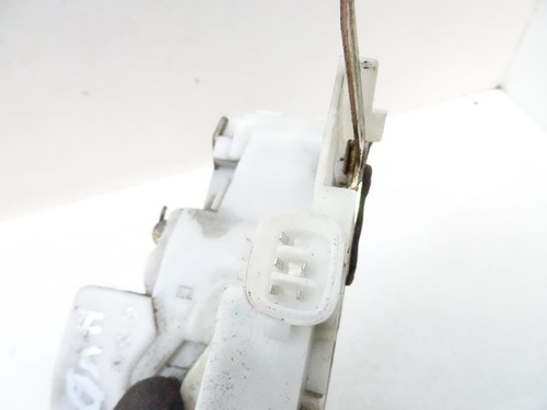 PORTIERSLOT RECHTS VOOR Toyota Avensis (T22) Combi 2.0 TD (2CTE) 6903005071 - Afbeelding 4 van 5