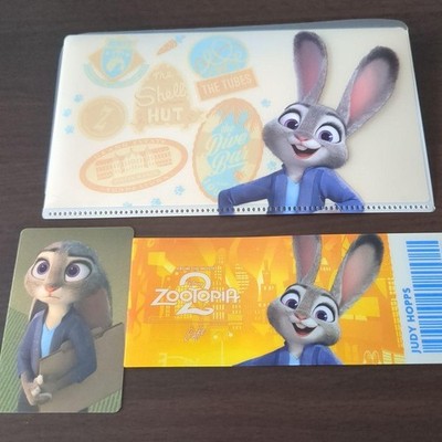Zootopia 2  Oh My Café  Judy   Disney, mint set with exclusive code card,