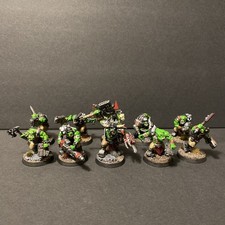 Games Workshop 5010 Warhammer 40,000 Orks Boyz Miniature-Painted