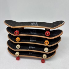 TECH DECK GRAPHIC BUNDLE OF 5