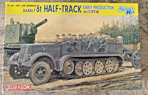 Dragon 1/35 Sd.kfz.7   Early Production Smart Kit with extras