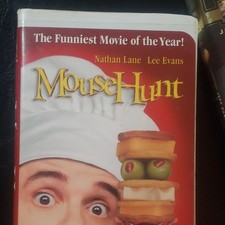 Mouse Hunt VHS Tape Nathan Lane Lee Evans Comedy