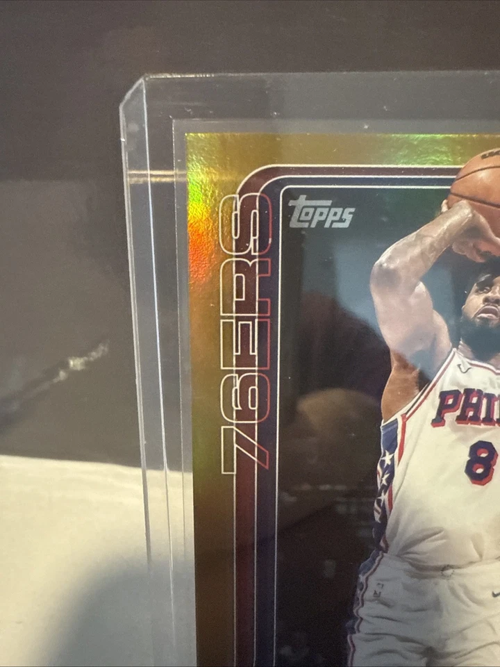 2025-26 Topps Gold #23 Paul George/50 Philadelphia 76ers Foto 3 de 4