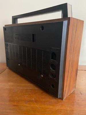 Radio Selena B211, radio Ocean 209 Retro, radio à