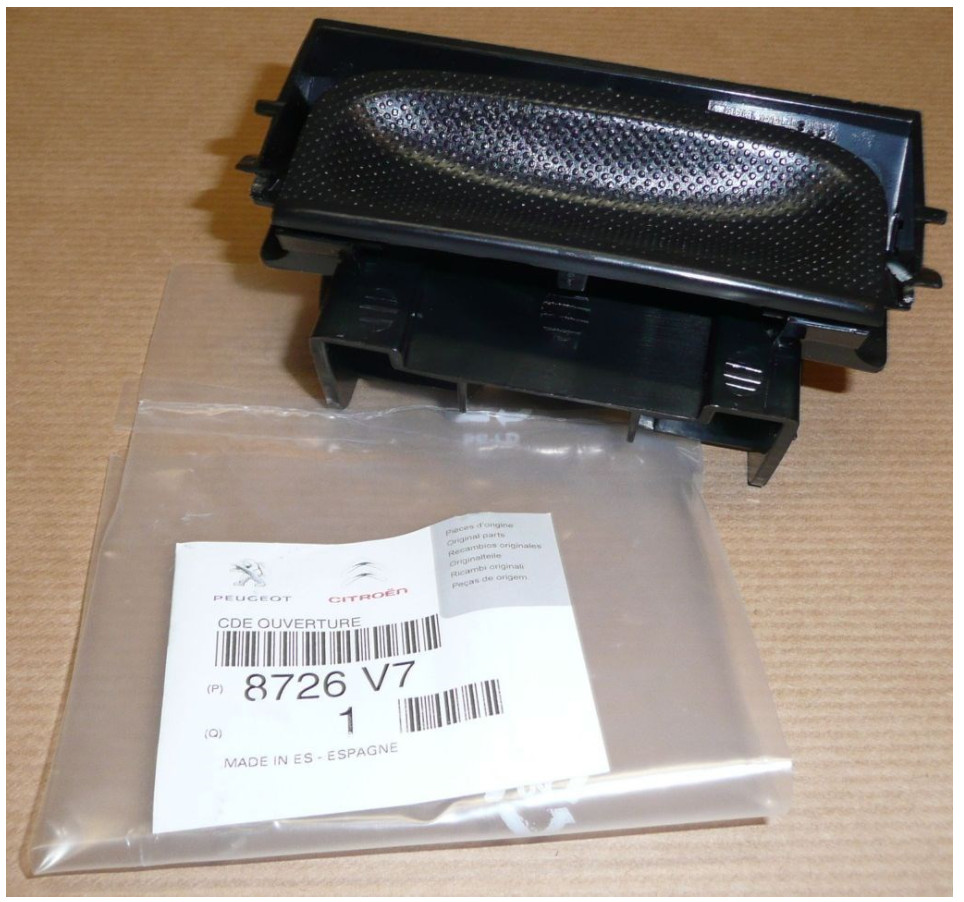Serrure de coffre Citroën C4 Picasso défectueuse ? Changez pour le hayon arrière 8726.V7