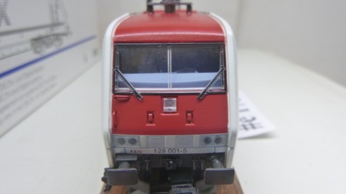 Märklin H0 3438 Delta/Digital BR 128, 12X Locomotive White/Red from Collection, Original Packaging -#1701 - Picture 7 of 19