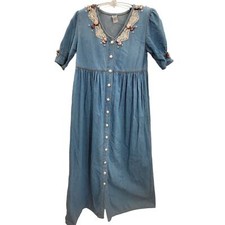 Vintage Bingo Bingo Denim Lace Ribbon Rose Pearl Button Down Short Sleeve Dress