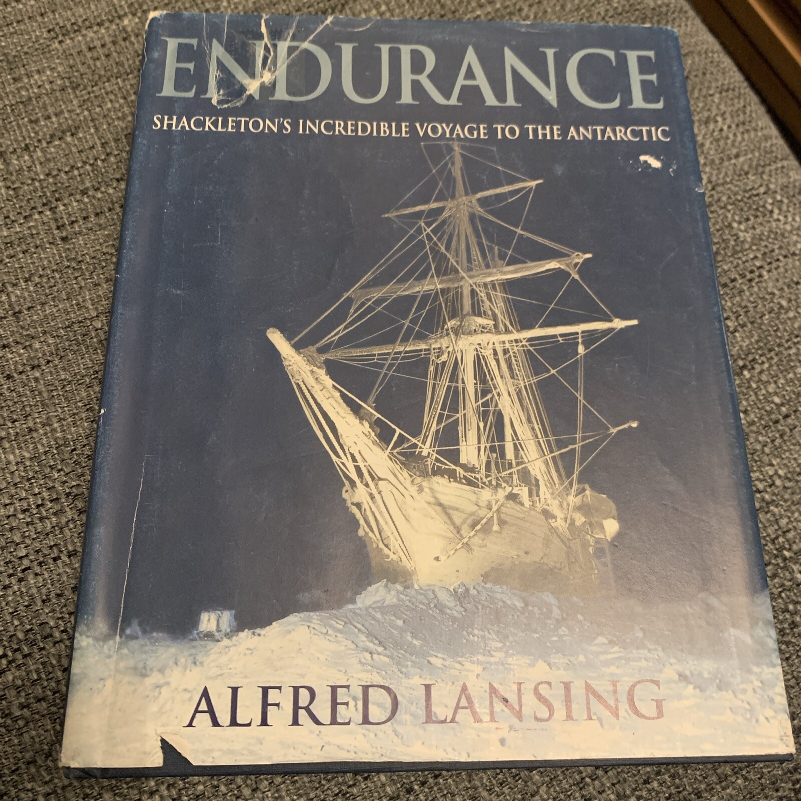 Endurance Shackleton's Incredible Voyage to the Antarctic by Alfred