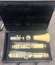 Leblanc Vito Dazzler White Clarinet