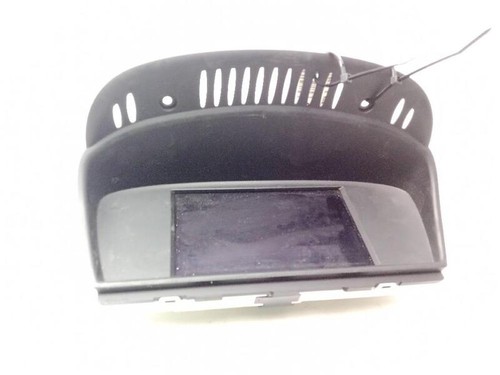 65829211970 bildschirm BMW 3 E90 320 D 2004 23088047