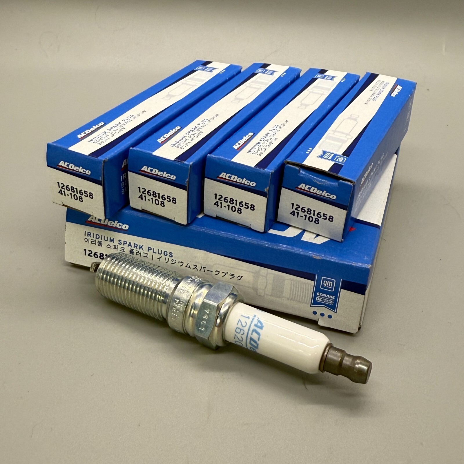 Spark Plug-Iridium Genuine OEM Chevy GMC ACDelco 41-108 8pc set 8