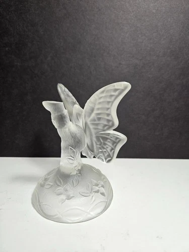 Vintage Fenton Art Glass Figurine Butterfly Ring Holder Satin Frosted Crystal