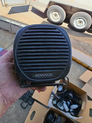 #5439 1-Kenwood KES-5 Two Way Radio Speaker 40 Watt. ''WORKING''