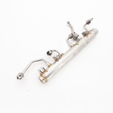 fuel rail injection pipe cyl 5-8 left BMW F90 M5 M8 F91 7852403