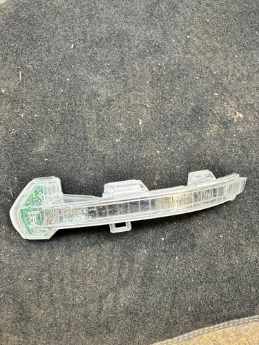 VW Volkswagen Passat B8 3G Blinker Aussenspiegel Links 3G0949101A