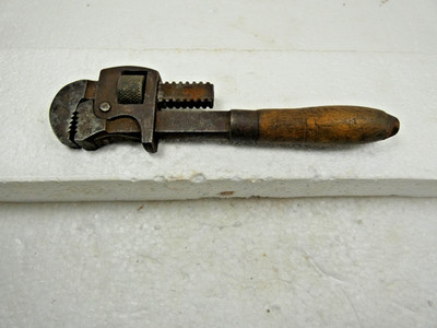 Small Adjustable Pipe Wrench Wood Handle Stillson Walworth Mfg Co Boston MA