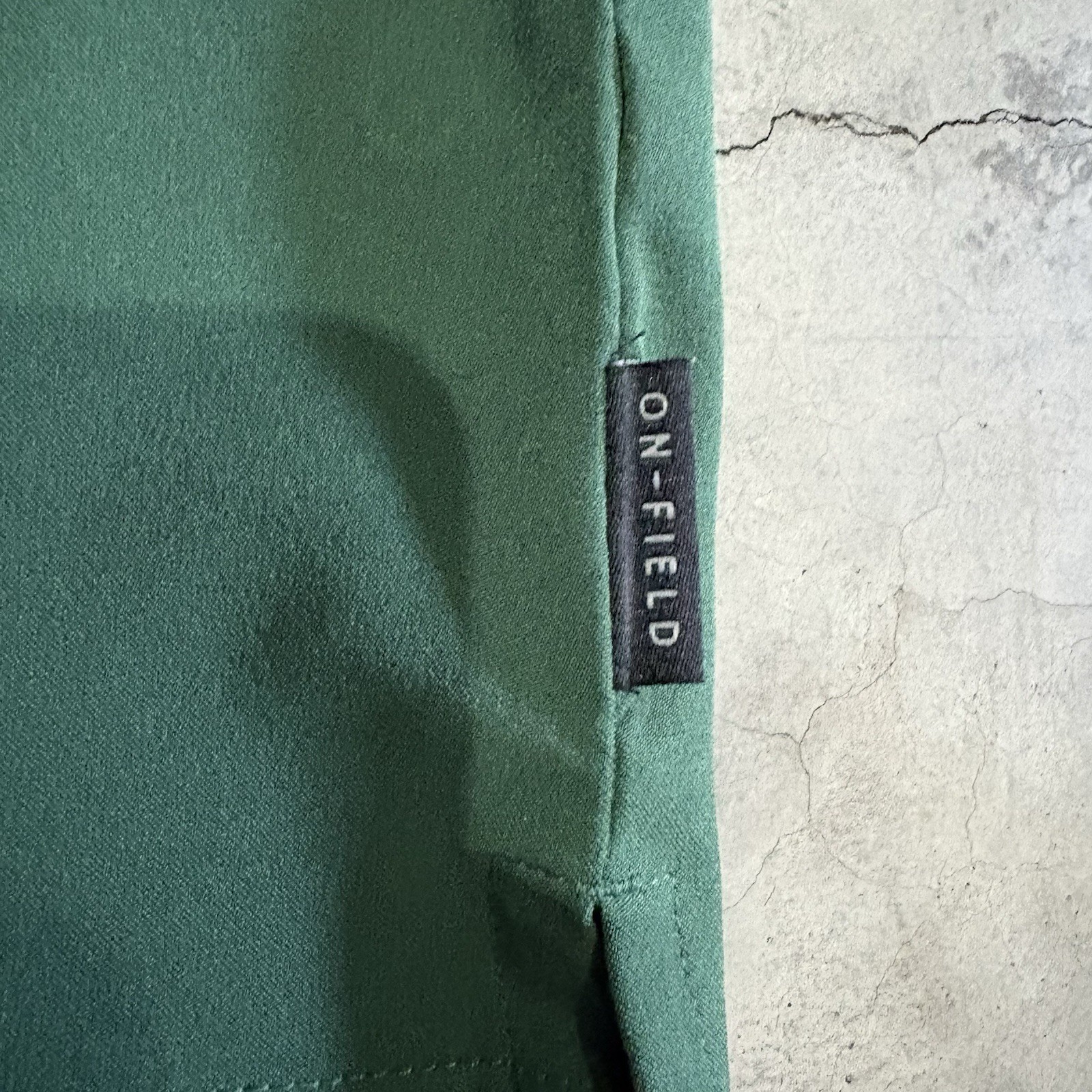 Green bay packers NFL coach official polo. size L.  authentic. thumbnail 3