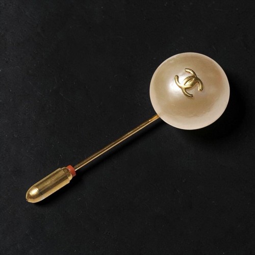 CHANEL Pearl Pin Brooch Gold Authentic 60mm