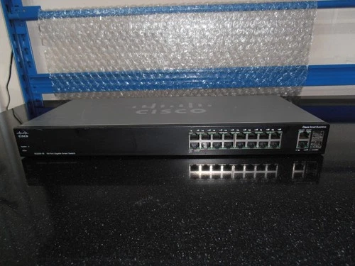 Cisco SG200-18  18 Gigabit Smart Switch with 2 Combo Ports.  SLM2016T V02