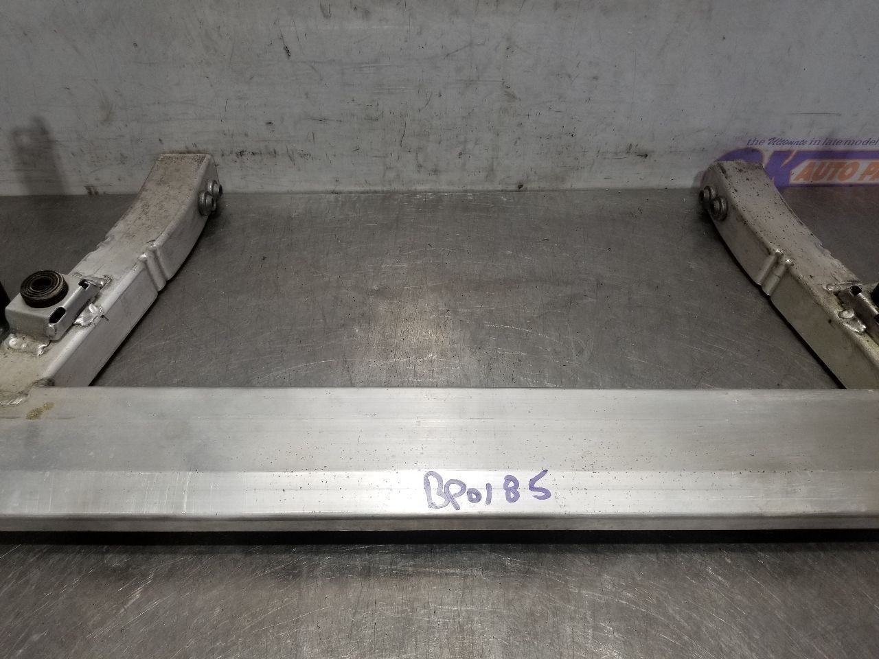 Maserati Levante 2020-2020 Lower Radiator support