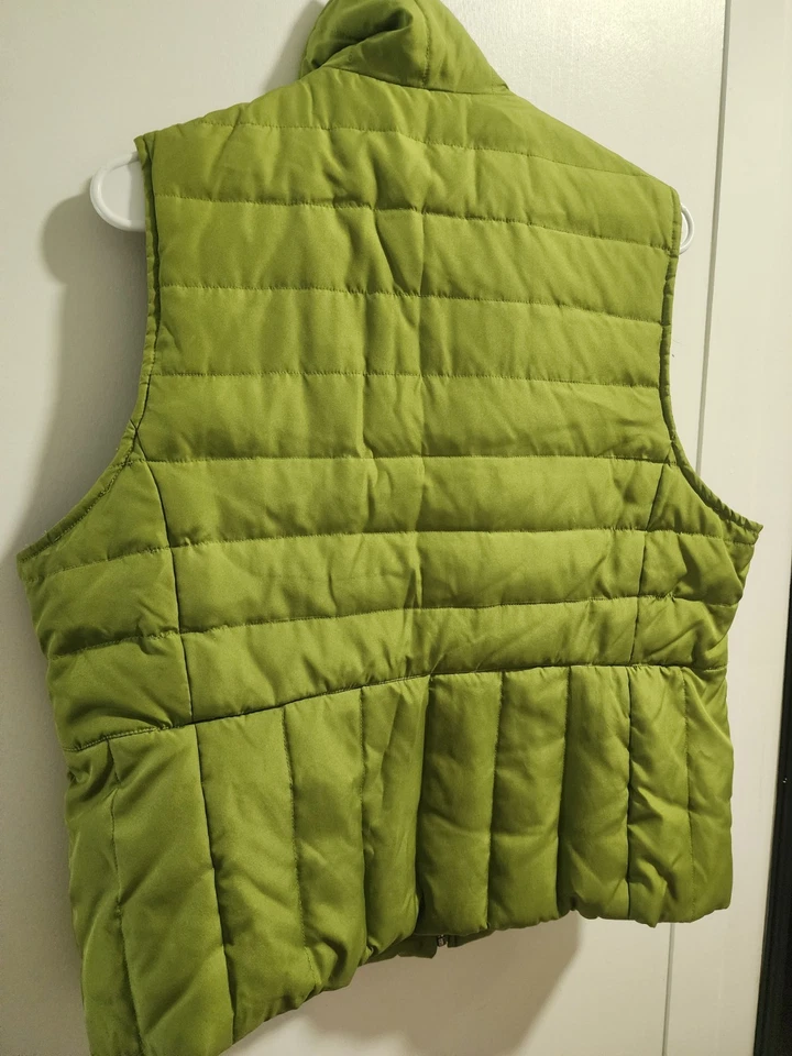 Reaction Kenneth Cole Lime Green Nylon Down Mock Neck Puffer Vest Size XL - Image 2 of 3