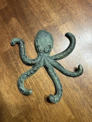Octopus Green Cast Metal Wall Decoration / Key Holder / Jewelry Rack