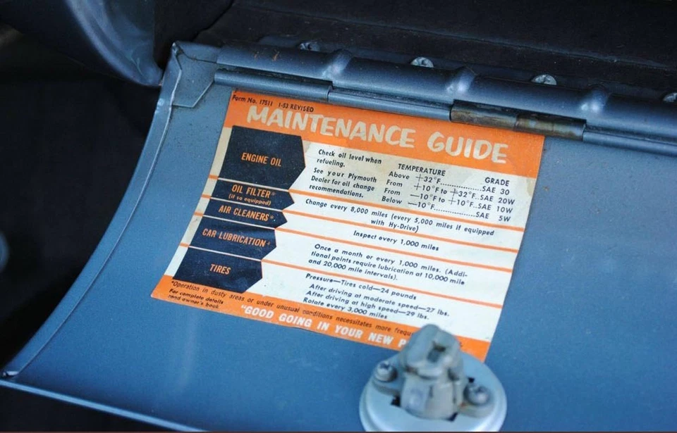 1953-1954 Plymouth перчаточный ящик этикетка Belvedere Cranbrook пригород Savoy Plaza универсал - Изображение 2 из 4